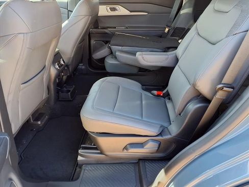 New 2026 Ford Explorer Active w/ Active Comfort Package image 24