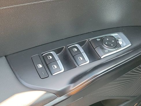 Used 2023 Kia K5 LXS FWD image 9
