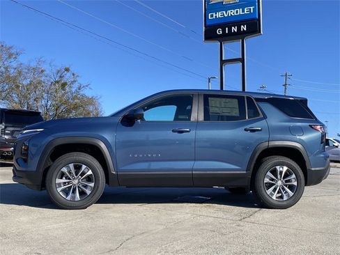 New 2026 Chevrolet Equinox LT w/ Safety and Technology Package image 2