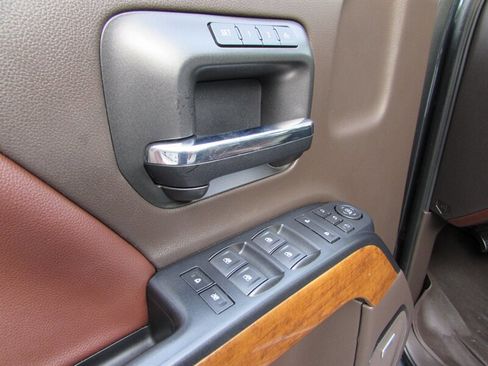 Used 2018 Chevrolet Silverado 1500 High Country image 6