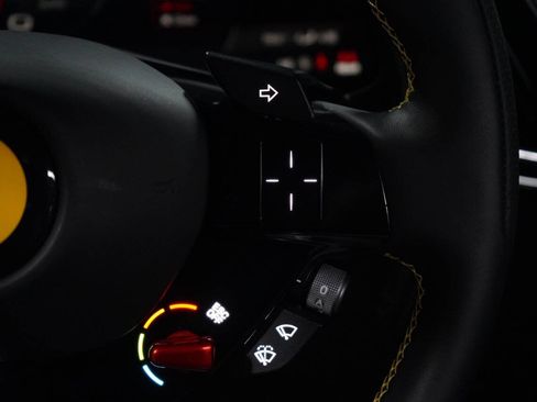 Used 2023 Ferrari Roma Base 2dr Coupe image 94