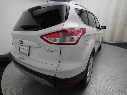 Used 2014 Ford Escape Titanium w/ Equipment Group 401A AWD/4WD image 13