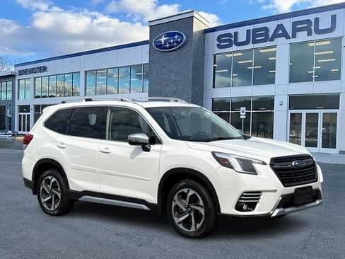 Certified 2023 Subaru Forester Touring AWD/4WD image 1