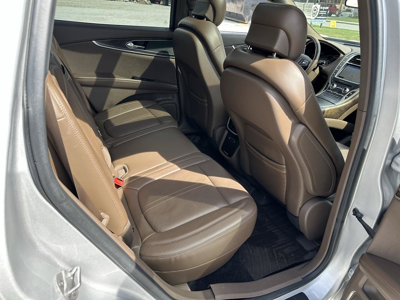 Used 2016 Lincoln MKX Reserve w/ Climate Package AWD/4WD image 38