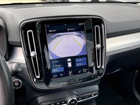 Used 2019 Volvo XC40 T5 Momentum AWD/4WD image 28