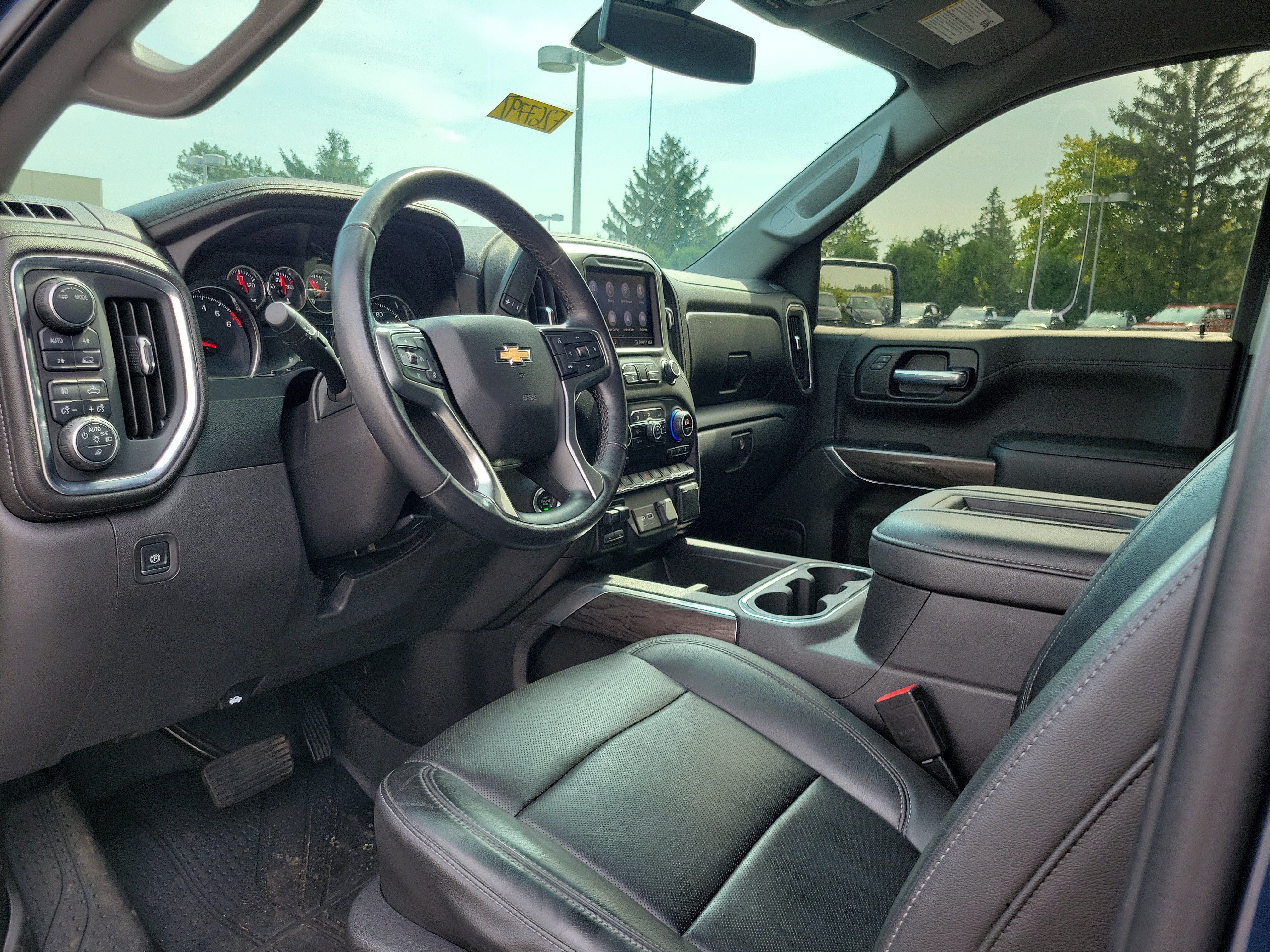 Used 2020 Chevrolet Silverado 1500 LTZ w/ LTZ Plus Package AWD/4WD image 19