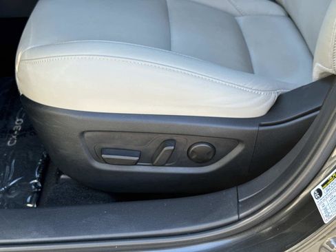 Certified 2024 MAZDA CX-30 AWD 2.5 S w/ Preferred Package image 21