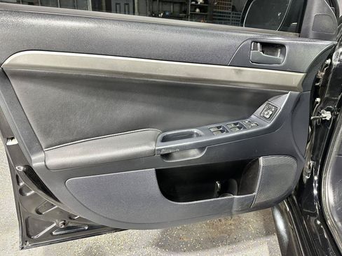 Used 2014 Mitsubishi Lancer ES FWD image 11