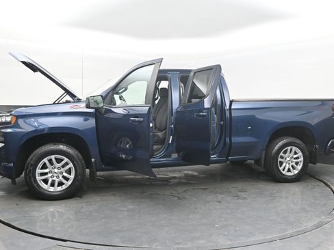 Used 2019 Chevrolet Silverado 1500 RST AWD/4WD image 36