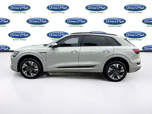 Used 2021 Audi e-tron Premium w/ Convenience Plus Package AWD/4WD image 4