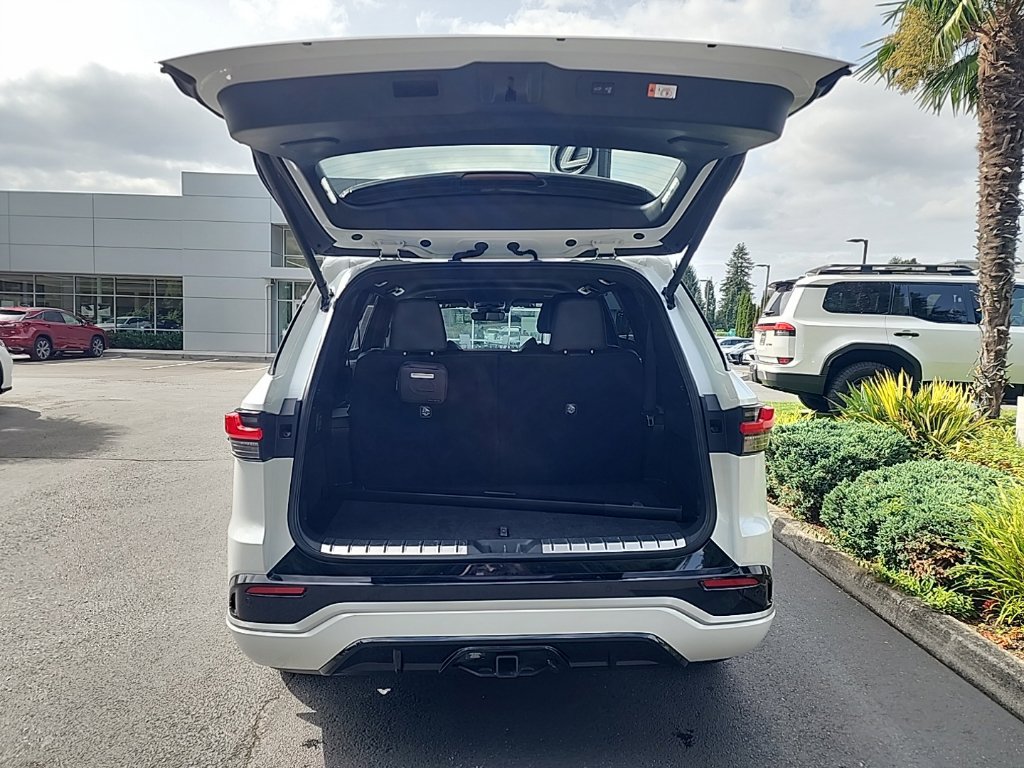 Certified 2024 Lexus TX 500h AWD w/ Technology Package image 16