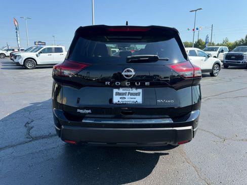 Used 2024 Nissan Rogue SV w/ SV Premium Package AWD/4WD image 22