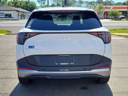 New 2026 Kia Sportage EX w/ EX Panorama Roof Package FWD image 5
