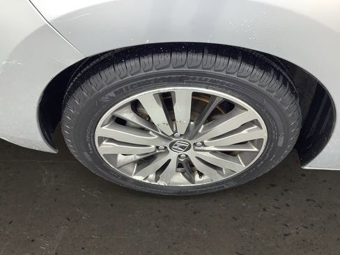 Used 2016 Honda Fit EX image 10