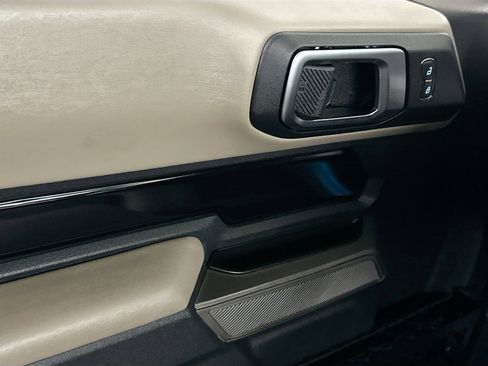 Used 2022 Ford Bronco Wildtrak AWD/4WD image 15