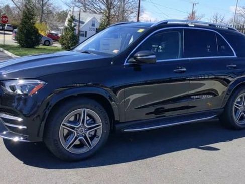 Used 2023 Mercedes-Benz GLE 450 4MATIC image 4