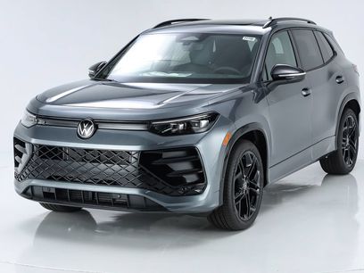 New 2026 Volkswagen Tiguan SE R-Line