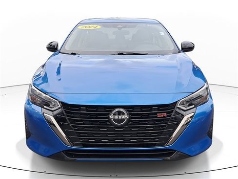Used 2024 Nissan Sentra SR image 2