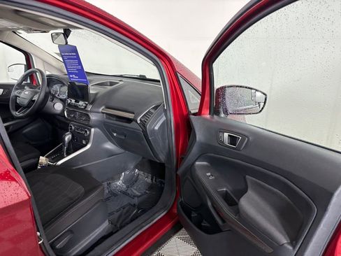 Certified 2018 Ford EcoSport SE image 35