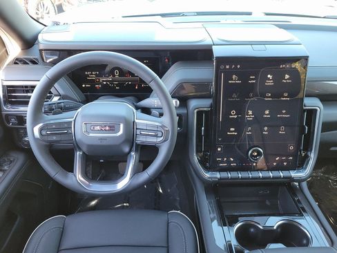 New 2026 GMC Yukon XL Elevation image 9