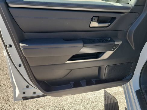 New 2026 Toyota Tundra Platinum AWD/4WD image 19