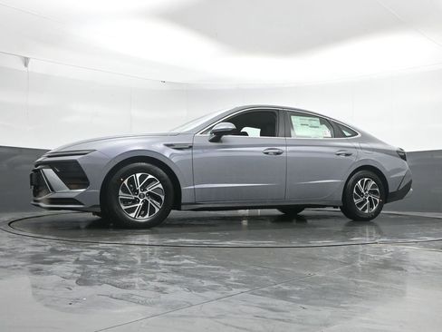 New 2026 Hyundai Sonata Blue FWD image 48