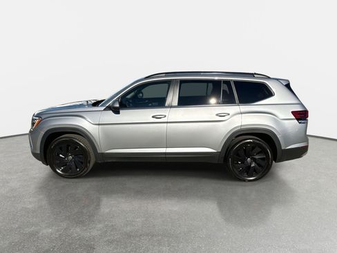 New 2026 Volkswagen Atlas SE image 8