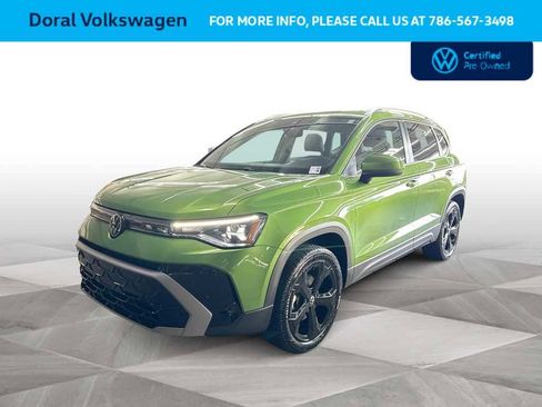 Used 2025 Volkswagen Taos SEL w/ Black Wheel Plus Package AWD/4WD image 4