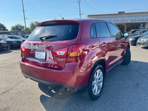 Used 2015 Mitsubishi Outlander Sport ES image 4
