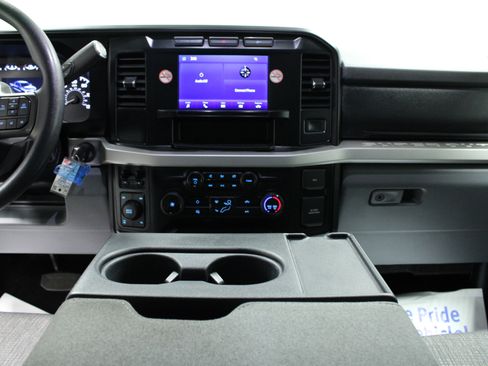 Used 2024 Ford F250 XLT image 18