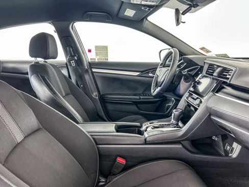 Used 2019 Honda Civic Sport image 16