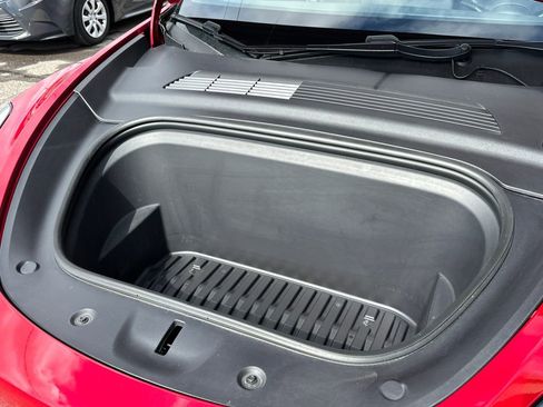 Used 2020 Tesla Model Y Long Range image 21