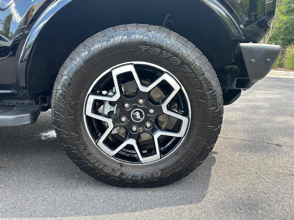 Used 2023 Ford Bronco Outer Banks AWD/4WD image 12