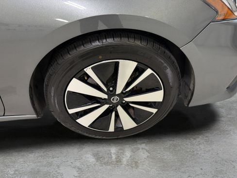 Used 2021 Nissan Altima 2.5 SV FWD image 22