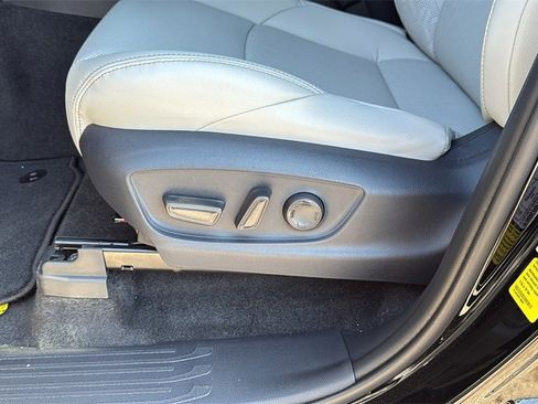 New 2025 Toyota Tacoma Limited image 10