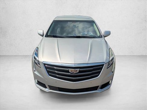 Used 2019 Cadillac XTS Luxury FWD image 2