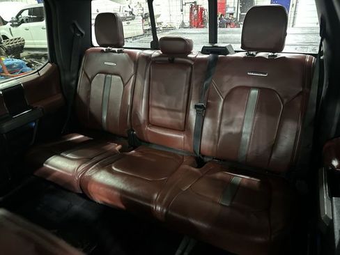 Used 2018 Ford F150 Platinum image 28