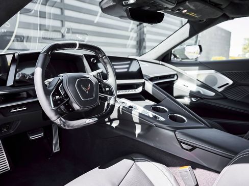 Used 2026 Chevrolet Corvette ZR1 w/ ZR1 Carbon Fiber Aero Package image 2