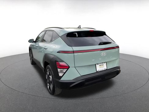 Used 2025 Hyundai Kona SEL image 11