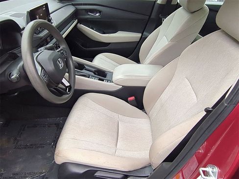 Used 2023 Honda Accord LX image 17