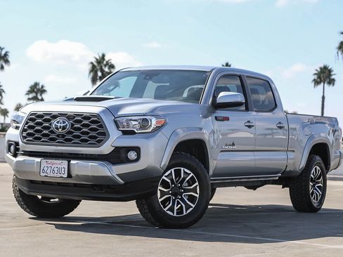 Certified 2023 Toyota Tacoma TRD Sport w/ TRD Premium Sport Package AWD/4WD image 1