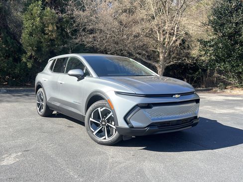 New 2026 Chevrolet Equinox EV LT image 61