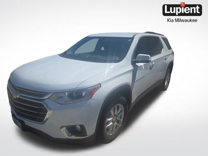 Used 2021 Chevrolet Traverse LT