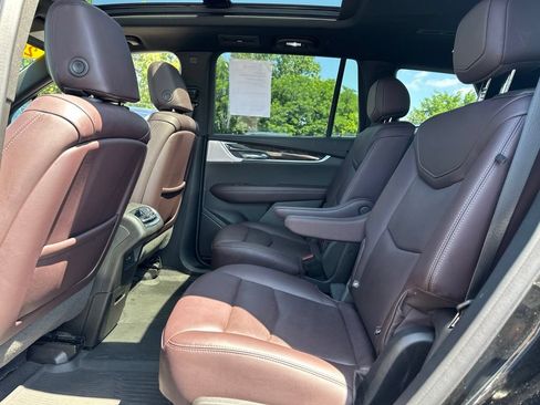 Used 2021 Cadillac XT6 Premium Luxury AWD/4WD image 42