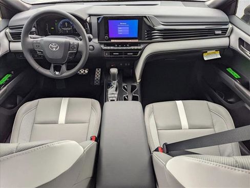 Used 2026 Toyota Camry SE w/ Convenience Package FWD image 16
