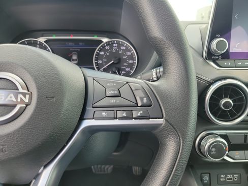 Certified 2024 Nissan Sentra SV FWD image 23