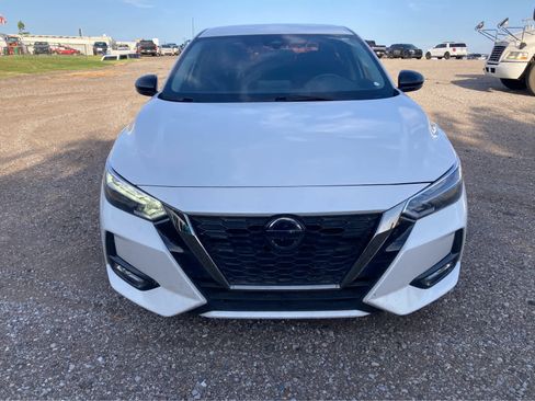 Used 2023 Nissan Sentra SR FWD image 10