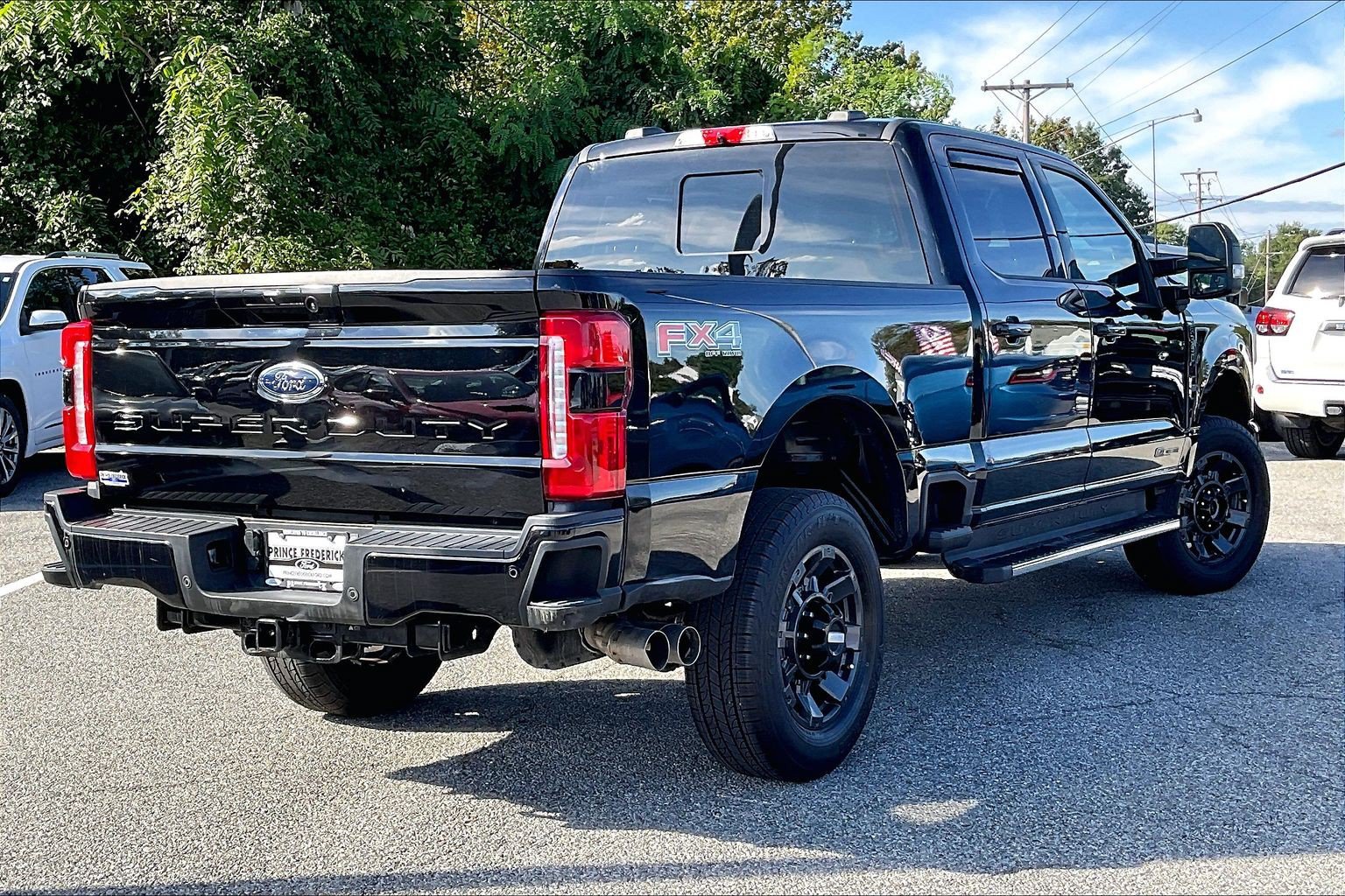 Used 2024 Ford F350 Lariat w/ Lariat Ultimate Package AWD/4WD image 13