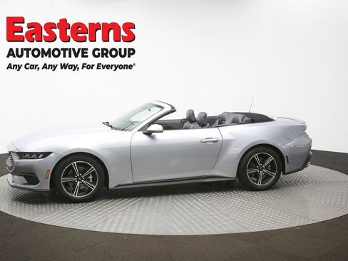Used 2025 Ford Mustang Premium RWD image 55