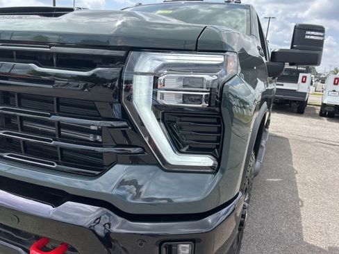 New 2026 Chevrolet Silverado 2500 LT w/ Trail Boss Package AWD/4WD image 9